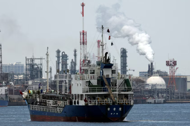 Việc Saudi Arabia khôi phục hoạt động của tuyến đường ống Đông – Tây và nối lại xuất khẩu dầu từ cảng Yanbu trên Biển Đỏ đang góp phần kéo giá dầu thế giới hạ nhiệt.